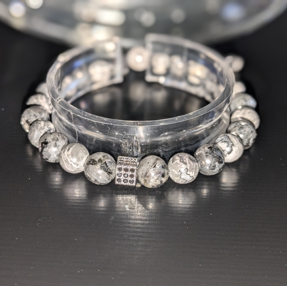 Lion's Jasper Stretch Bead Bracelet - Picture 2 of 4